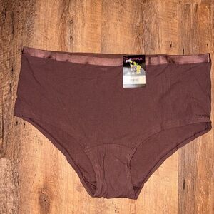 No Boundaries Women's boy shorts XXXL